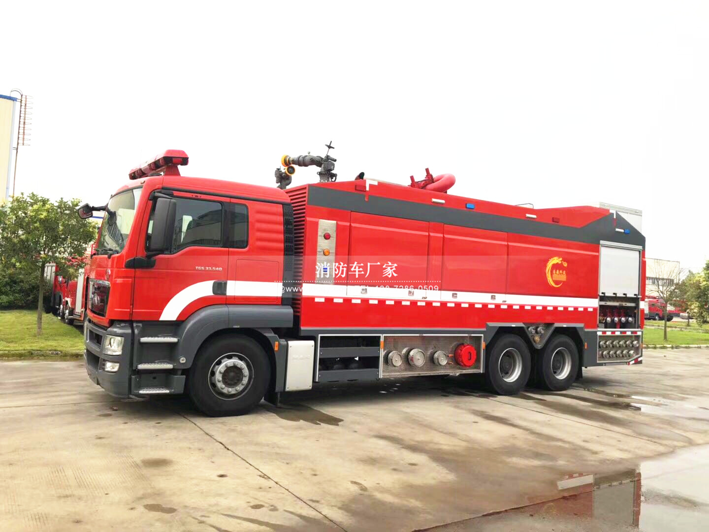 德國MAN后雙橋消防車