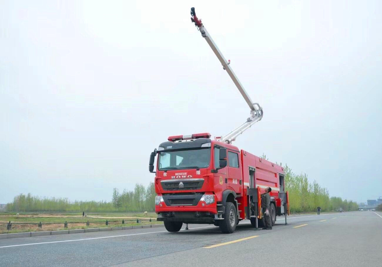 重汽18米舉高噴射消防車(chē)
